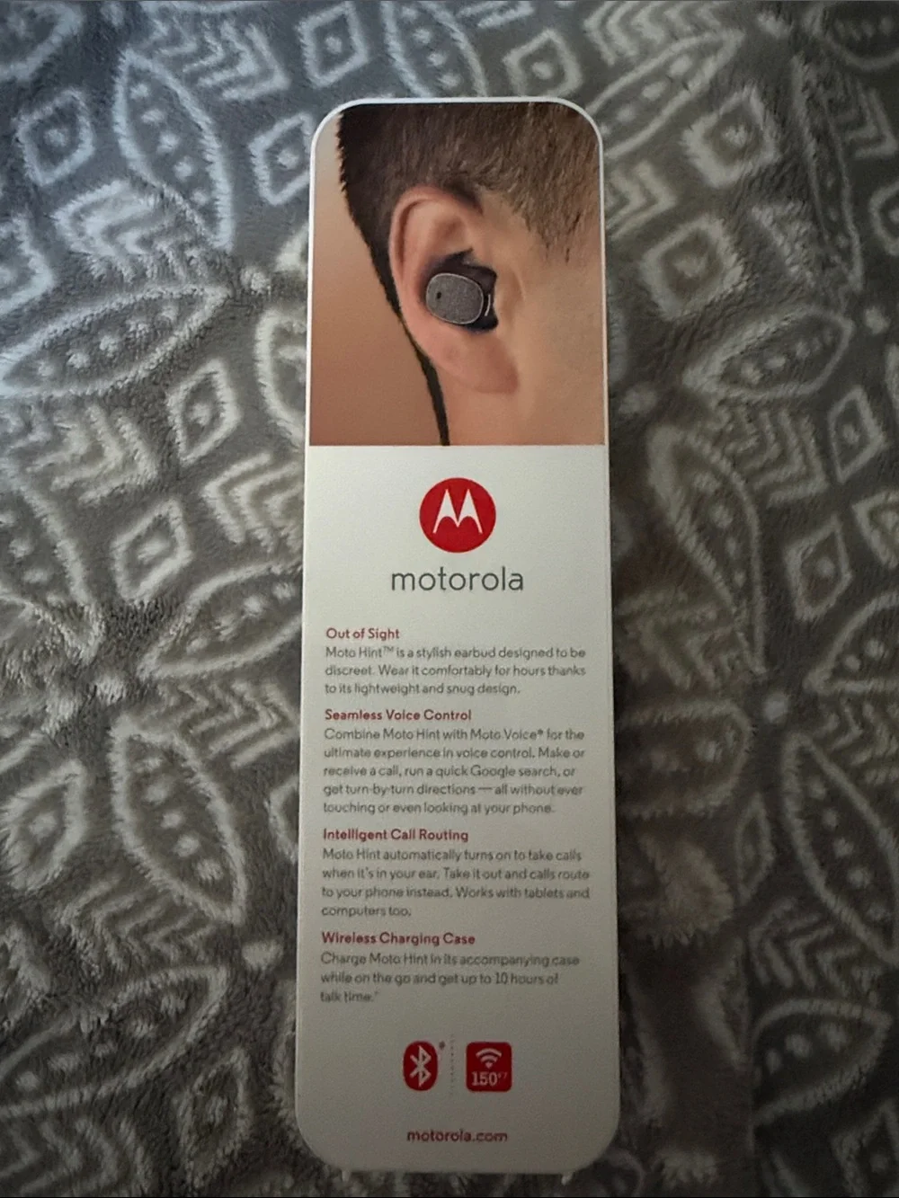 Motorola moto hint interactive Wireless Earbud - Black with Silver Trim